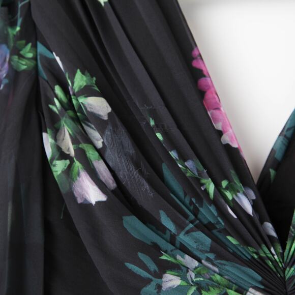 Badgley Mischka Pleated Black Floral Gown Size 4 - Picture 9 of 10